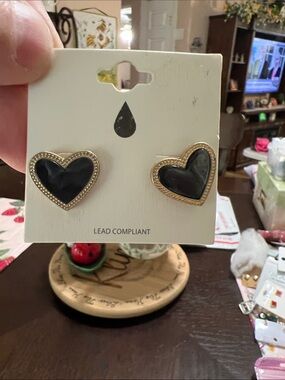 New Gold Heart Stud Earrings with Black Inlay